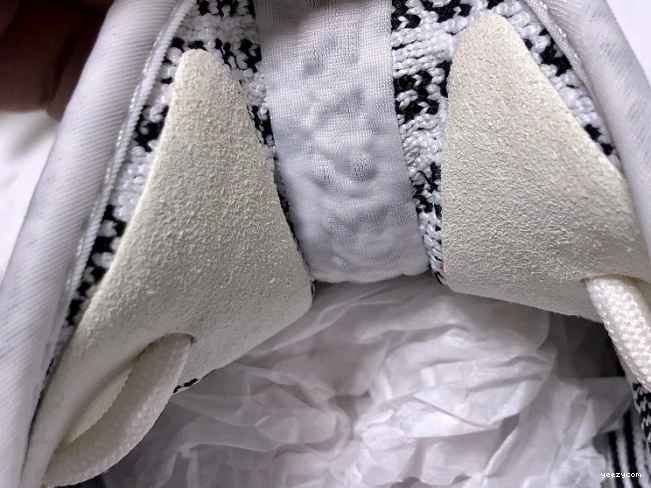 White V2 Boost 350 Black Adidas CP9654 Yeezy Zebra 1124